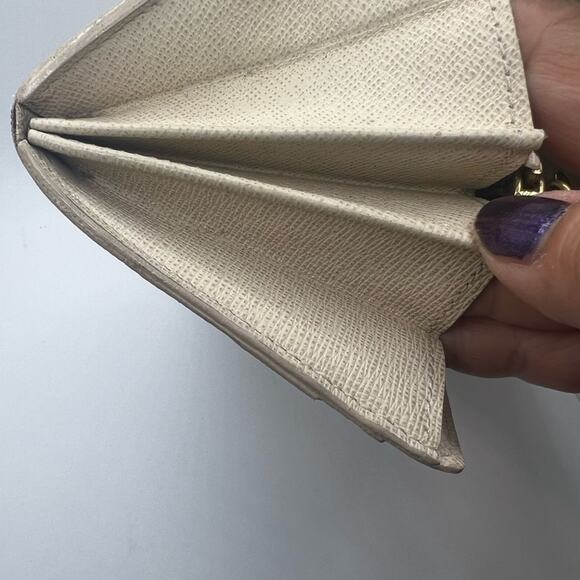 GUC Louis Vuitton Damier Azur Sarah Wallet - Picture 9 of 11